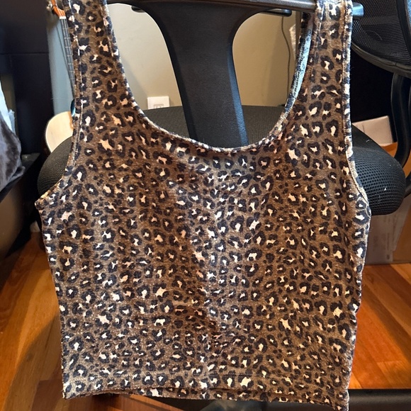 Forever 21 Leopard Tank Size L - Picture 3 of 3